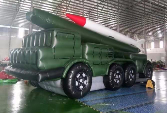 大方迷彩导弹车